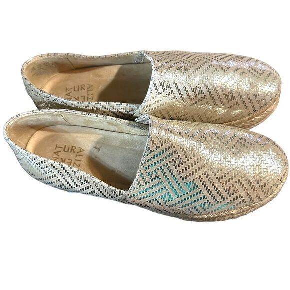Naturalizer Thea 3 espadrille platform metallic gold shoes. Size 8.5 pre-loved - Picture 3 of 8